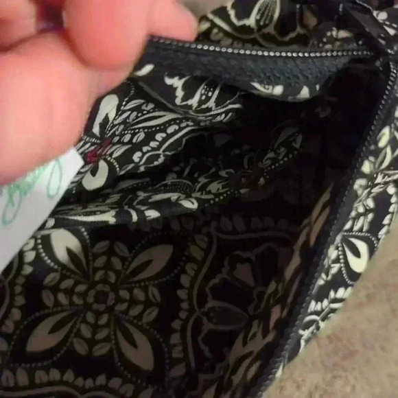Vera Bradley Barcelona Pattern Maggie Small Shoulder Bag - Picture 7 of 7